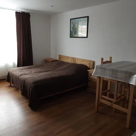 Gittersee Apartment *